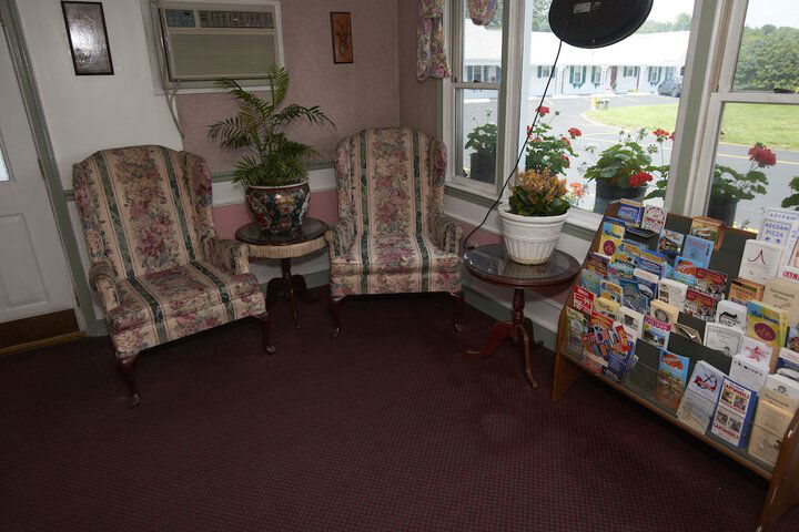 Knights Inn Centerville - thumb 3