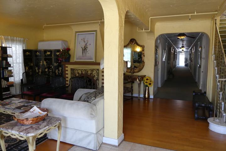 Hotel Del Flores - thumb 2