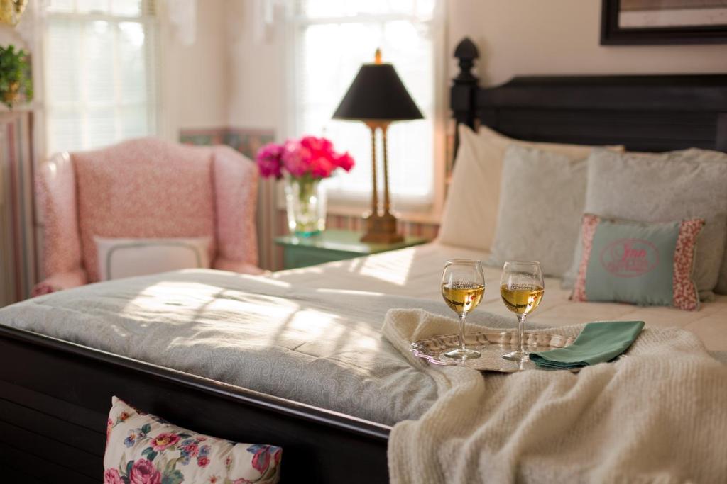 Inn At The Park - thumb 3