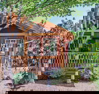 Carson Ridge Luxury Cabins - Accommodation Michigan