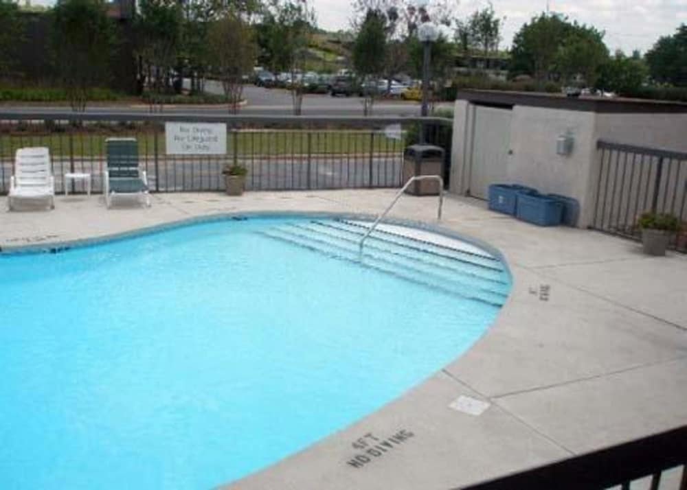 Quality Inn Roanoke Near Lake Gaston - thumb 1