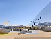 Summit Inn  Suites - Hempstead