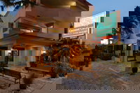 Coconut Cove All-Suite Hotel