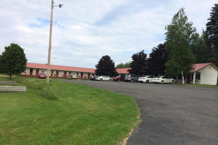 Portlodge Motel - thumb 1