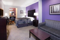 Super 8 by Wyndham Carthage TX