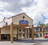 Howard Johnson by Wyndham Flagstaff - Accommodation Michigan