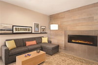 Country Inn  Suites by Radisson Savannah Midtown GA