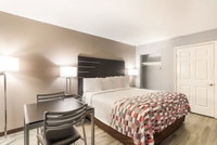 Red Roof Inn  Suites Athens AL