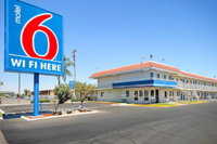 Motel 6 Fresno CA - Blackstone South