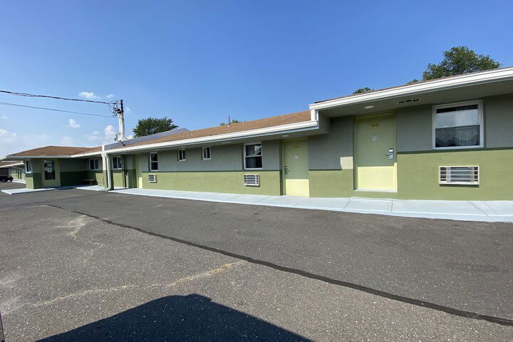 Red Carpet Inn And Suites - thumb 3