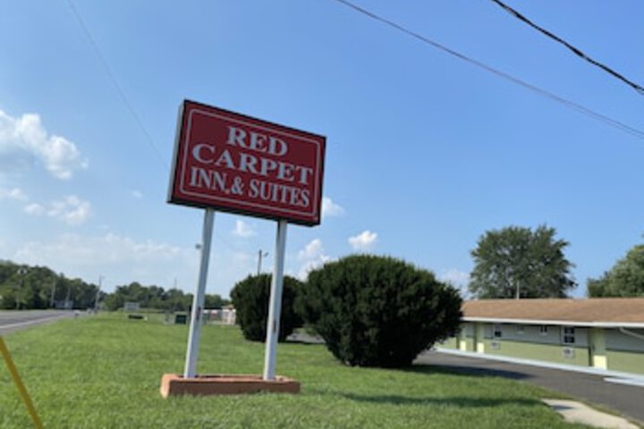 Red Carpet Inn And Suites - thumb 0