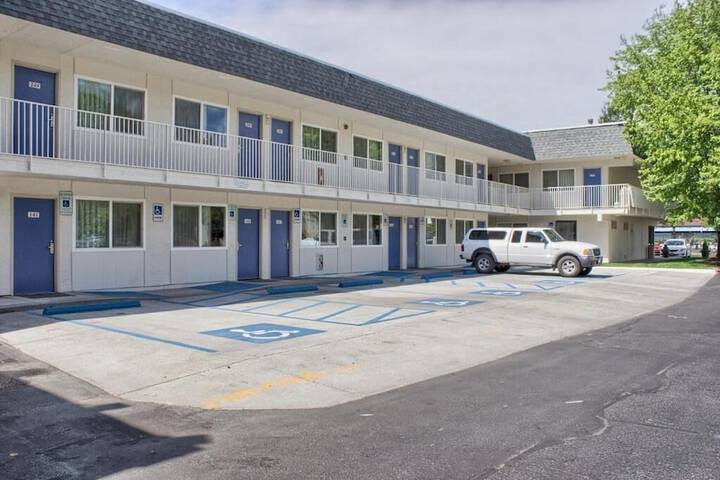 Motel 6 Issaquah, WA - Seattle - East - thumb 7