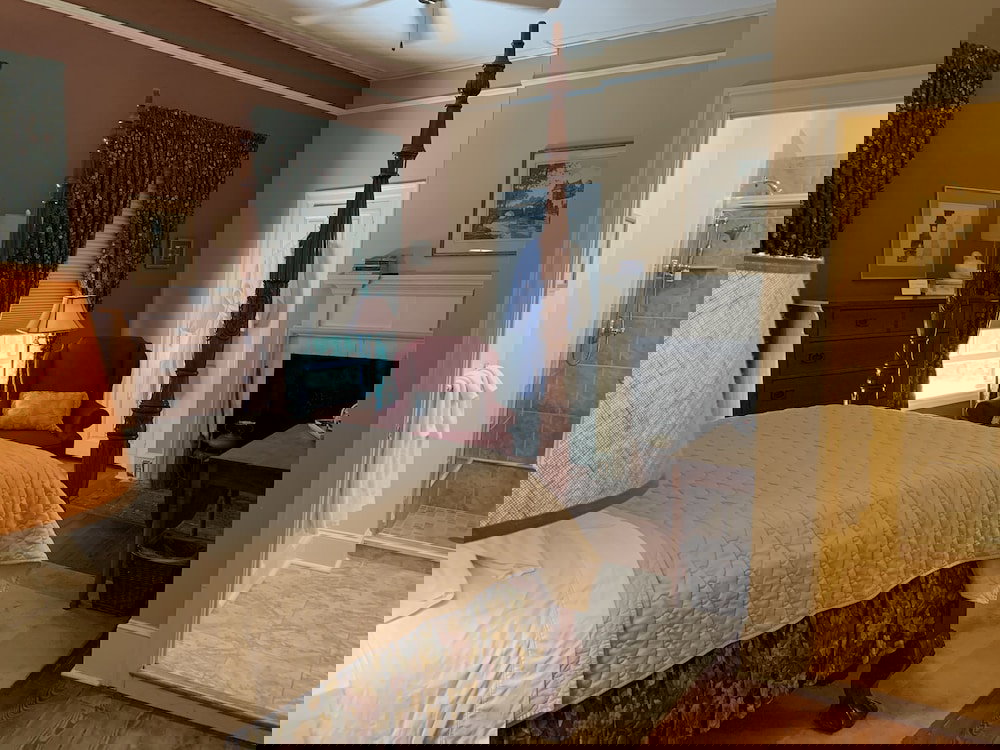 The Lily Inn - thumb 2