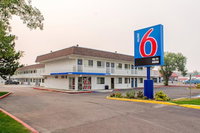 Motel 6 Kalispell MT