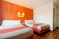 Travelodge by Wyndham Pompano Beach