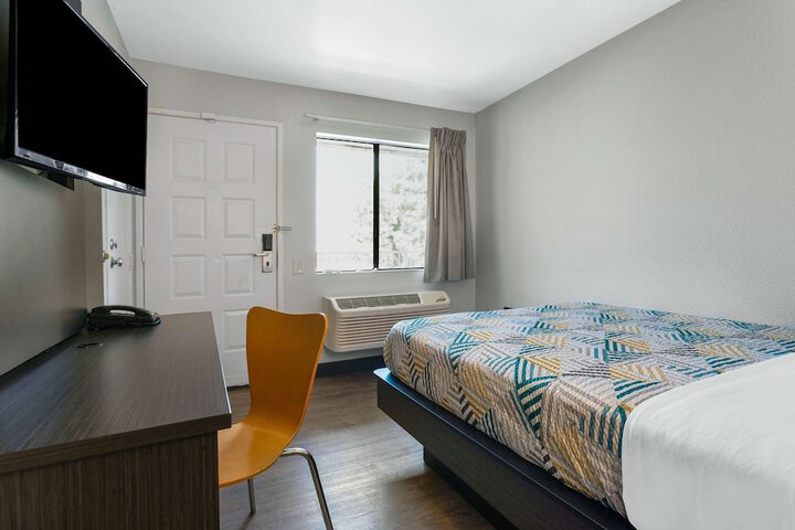 Motel 6 Merced, CA - North - thumb 7