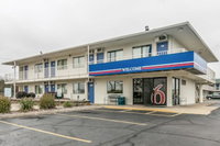 Motel 6 Janesville WI