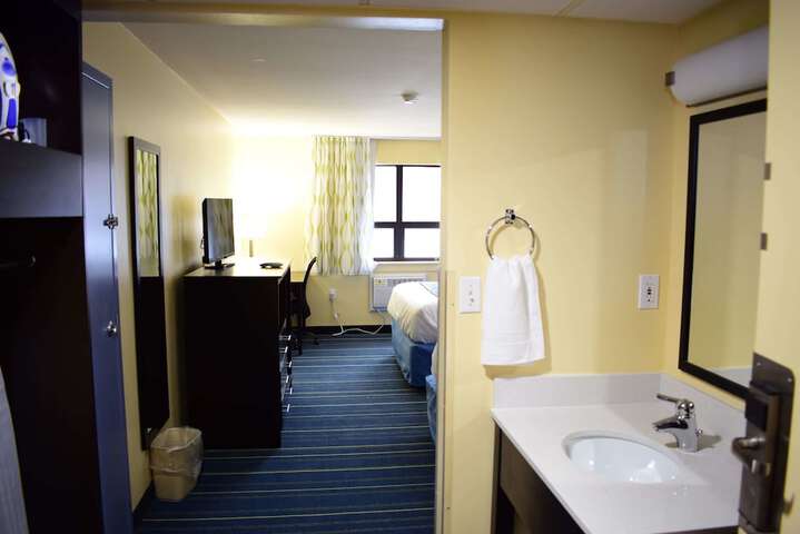 Days Inn By Wyndham Augusta - thumb 5