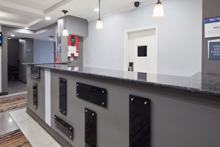 Best Western The Inn At Rochester Airport - thumb 3