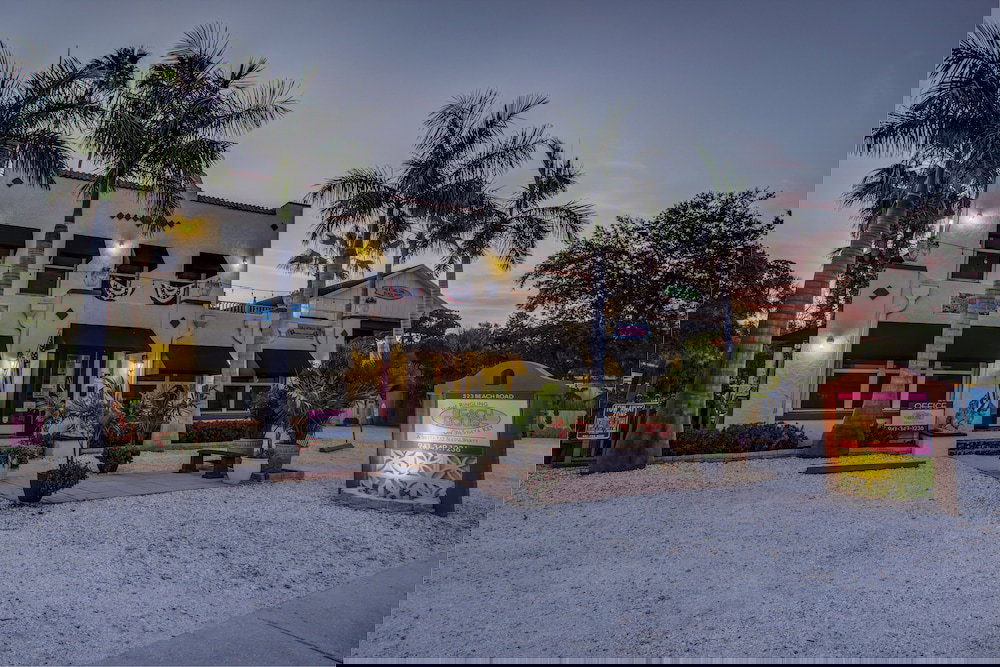 The Ringling Beach House - thumb 2