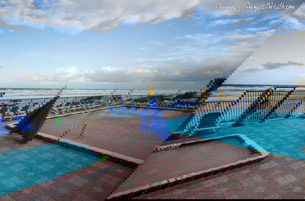 Outrigger Beach Club - thumb 2