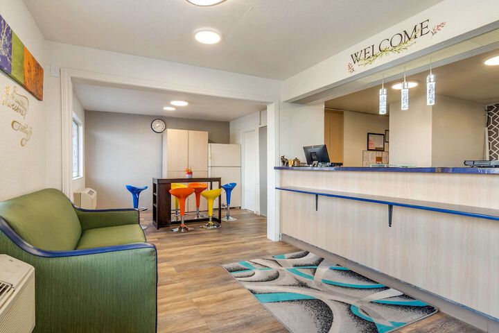 Rodeway Inn - thumb 7