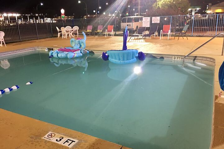 Rodeway Inn - thumb 5