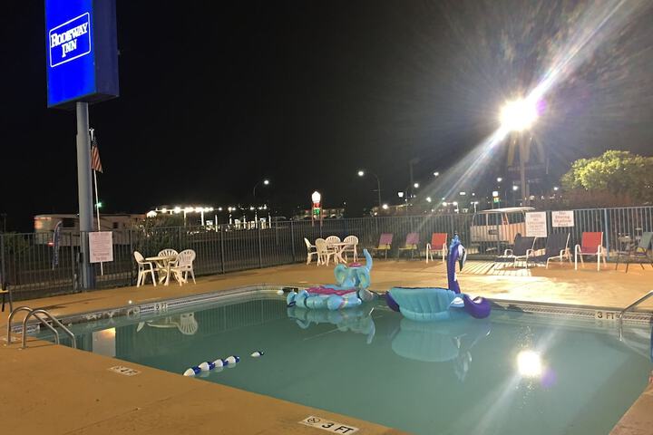 Rodeway Inn - thumb 6