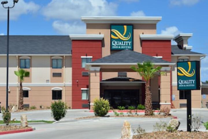 Quality Inn & Suites Kenedy - Karnes City - thumb 0