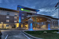 Holiday Inn Express  Suites Pittsburgh SW - Southpointe an IHG Hotel