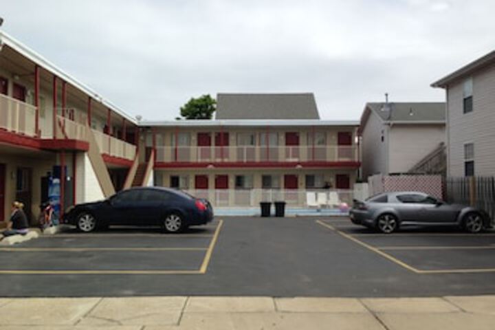 Flamingo Inn - thumb 0