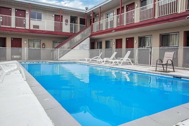 Flamingo Inn - thumb 7