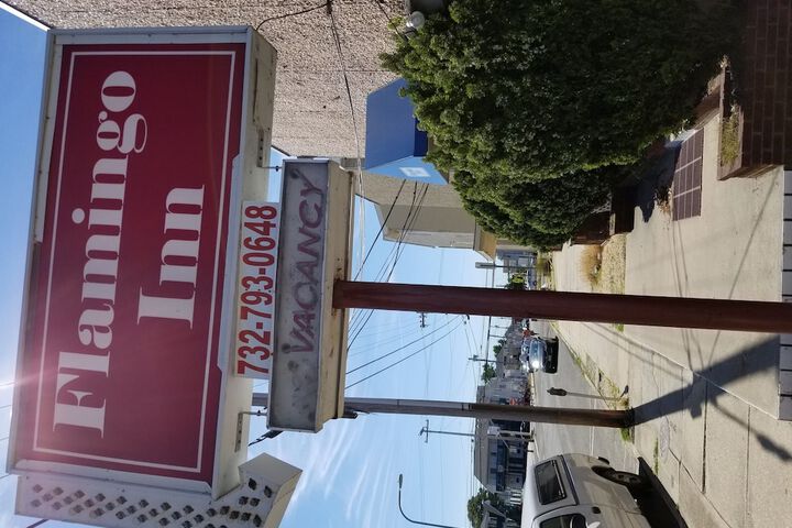 Flamingo Inn - thumb 1