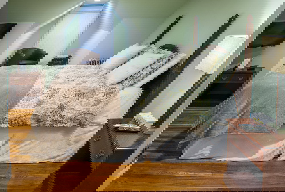 Beacon Inn 1750 - thumb 2