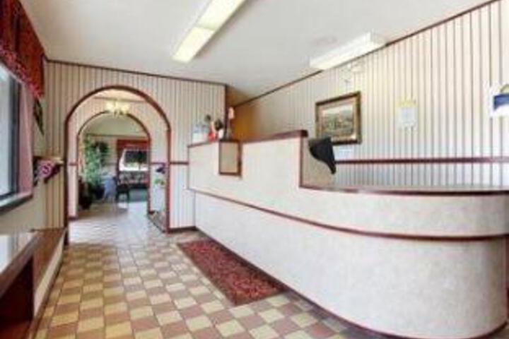 Days Inn Elkhart - thumb 0