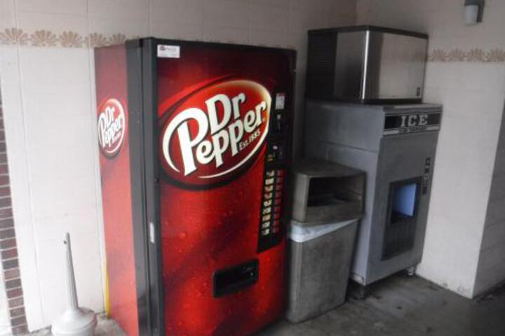 Colonial Mountain Inn - thumb 6