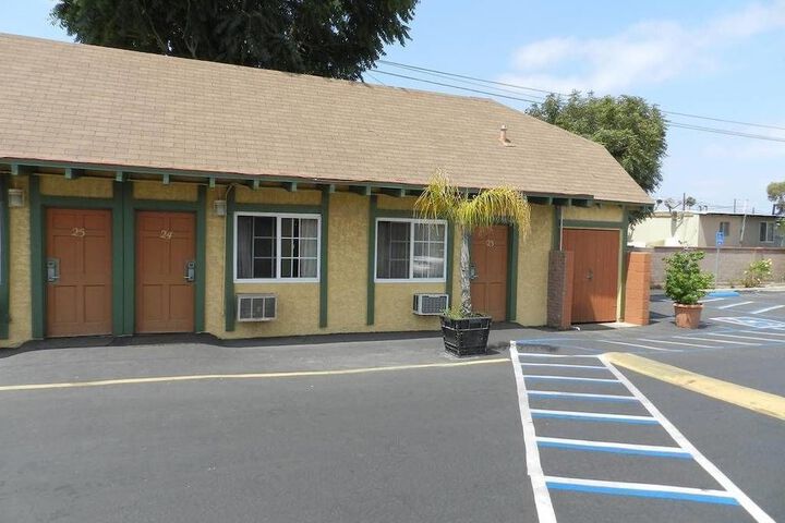 Starlite Motel - thumb 4