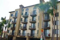 Hollywood Bowl Residence