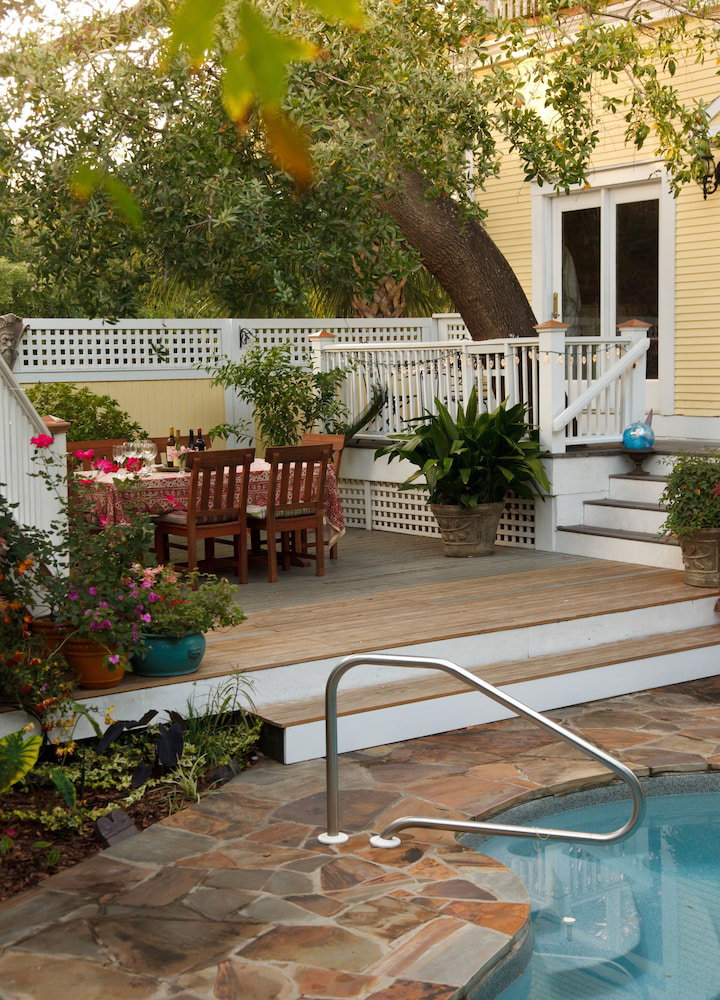 Azalea Inn And Villas - thumb 5