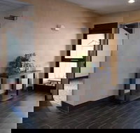 Comfort Inn Apex - Holly Springs - Accommodation Michigan