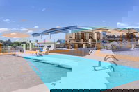 Days Inn by Wyndham Byron