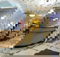 Heritage Hotel - Accommodation Michigan