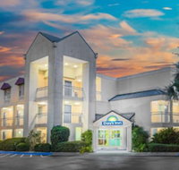 Days Inn by Wyndham Hilton Head - Accommodation Michigan