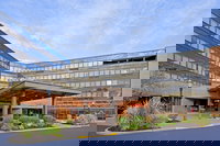 Crowne Plaza Edison an IHG Hotel