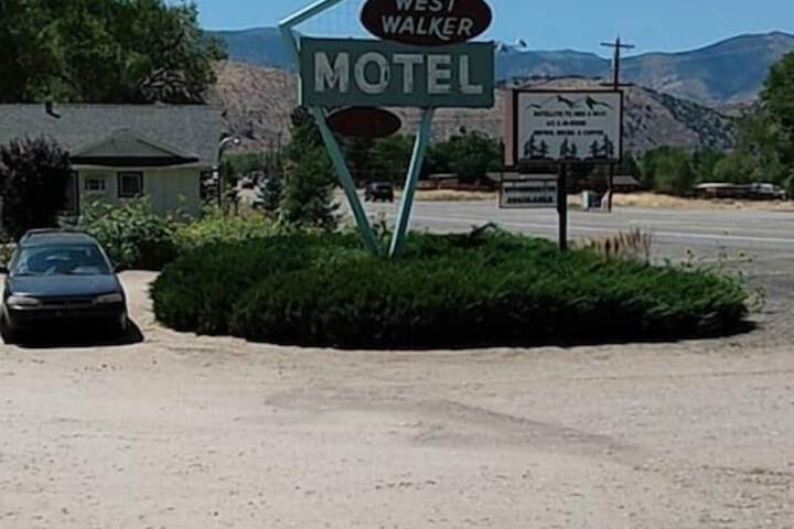 West Walker Motel - thumb 7