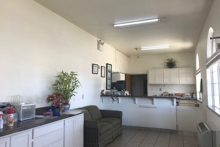 Heights Inn - thumb 1