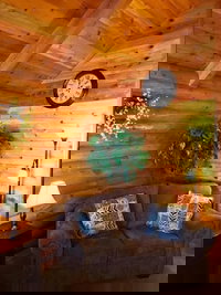 Bryce Canyon Log Cabins