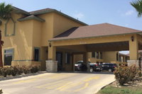 Country Hill Inn and Suites