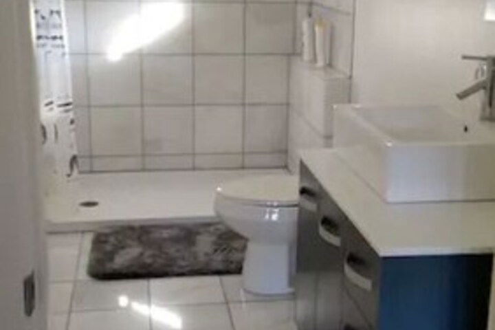 Juneau Guesthouse - thumb 2