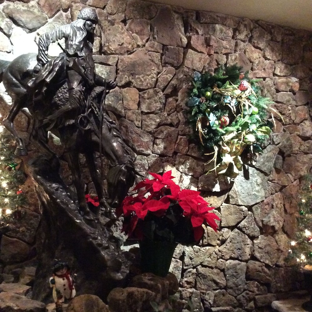 Elktrace Bed & Breakfast - thumb 1